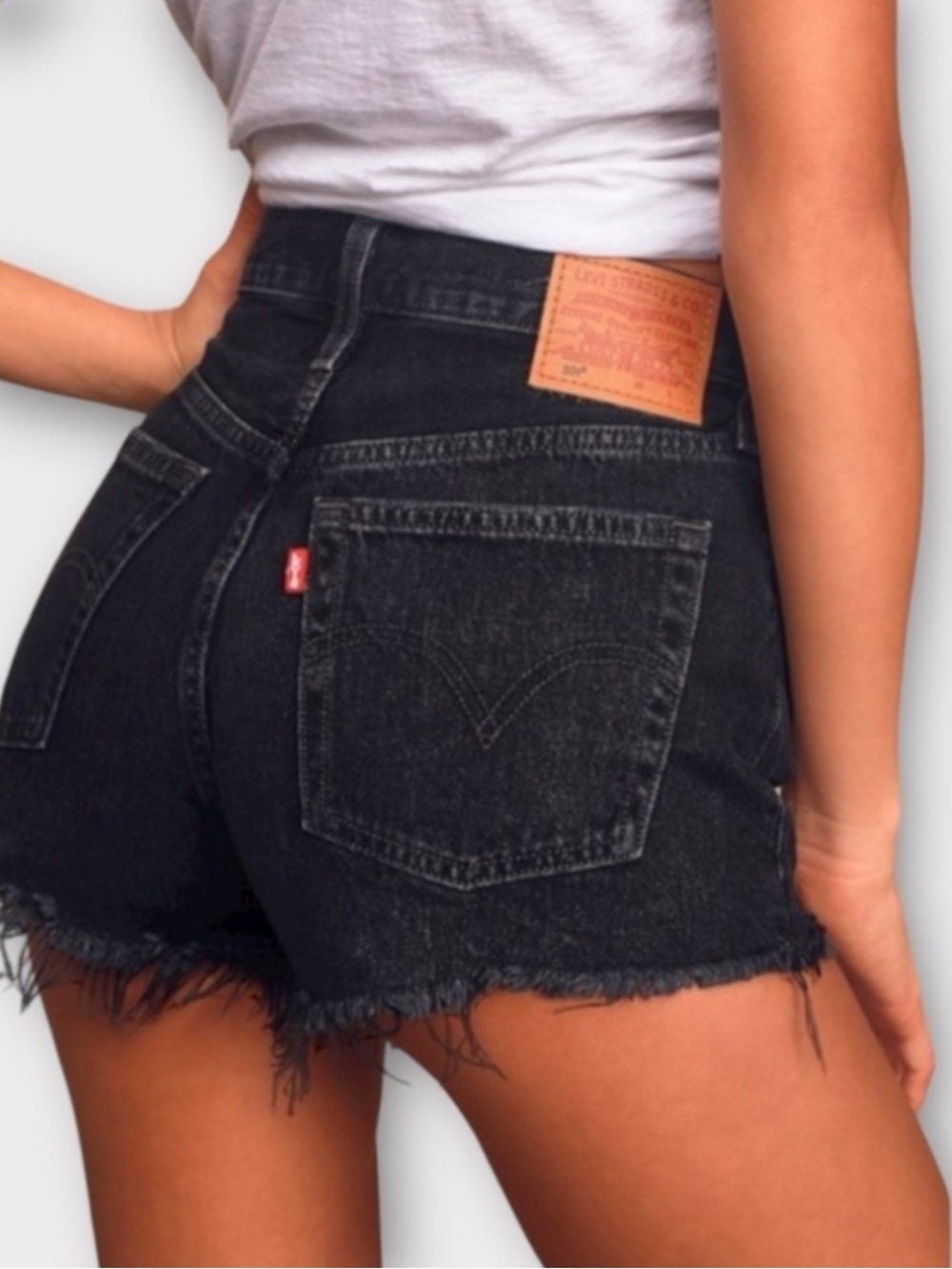 Levi's 501 Denim Shorts Women 32W Shorts Black Jean Distressed Beach